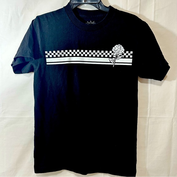 Blue Crown Mens Black&White Checkered Stripe Rose Graphic Short Sleeve TShirt S - Picture 1 of 4